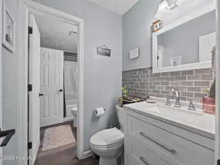 621 Shadowridge Road, Jacksonville, NC 28546 – photo 22: 23-web-or-mls-621 Shadowridge Rd 48