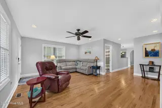 140 NE 18th Street, Oak Island, NC 28465 – photo 3