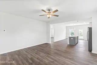 517 Sandy Hollow Drive, Jacksonville, NC 28540 – photo 6: DreamFinders Inventory Homes-54
