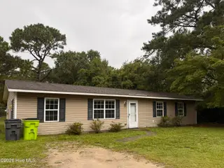 792 Broad Creek Road, New Bern, NC 28560 – photo 3: IMG_6482