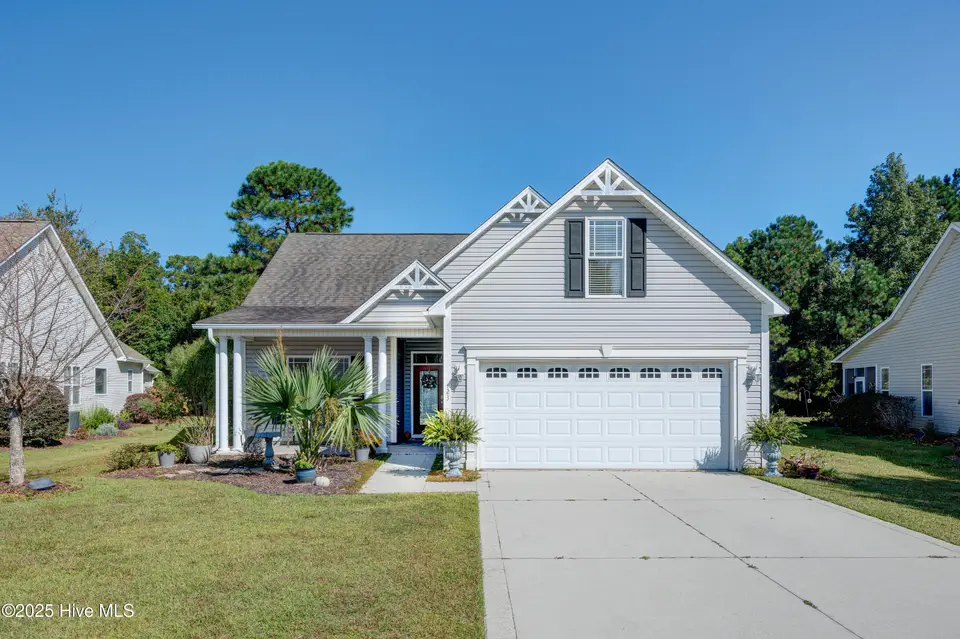 123 Azalea Drive, Hampstead, NC 28443 – photo 1 of 40: Front