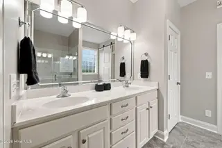 2604 River Oak Drive, Greenville, NC 27858 — 3-bedroom home in River Branch, Greenville, NC, photo 22 of 48: 32-web-or-mls-BLS_0080-Edited