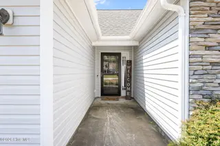 100 Apple Drive, Havelock, NC 28532 — 3-bedroom home in 306 Estates, Havelock, NC, photo 6 of 48: 48-web-or-mls-DSC_7929