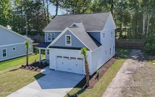 2027 Greenside Manor Drive SW, Ocean Isle Beach, NC 28469 – photo 2