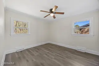2704 Shawnee Place, Greenville, NC 27834 – photo 22: 43-web-or-mls-IMG_7079
