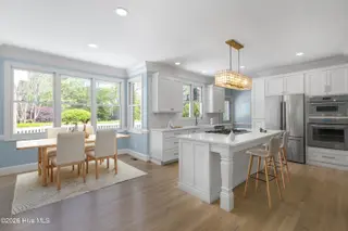 1177 Arboretum Drive, Wilmington, NC 28405 – photo 18: 1177_Arboretum_Kitchen_Arboretum1177-5ki