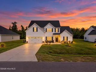 12 N Ardsley Lane, Rocky Point, NC 28457 — 5-bedroom home in Wylie Branch, Rocky Point, NC, photo 1 of 49: 12 N Ardsley Lane