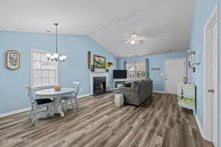 3607 Elizabeth Avenue, New Bern, NC 28562 – photo 8: 22-web-or-mls-DSC_5643