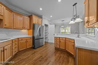 809 Chesapeake Place, Greenville, NC 27858 – photo 12: 19-web-or-mls-IMG_0008