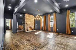 223 S 5th Avenue, Wilmington, NC 28401 — 6-bedroom home in Historic District, Wilmington, NC, photo 13 of 48: Unit A Main Living Area