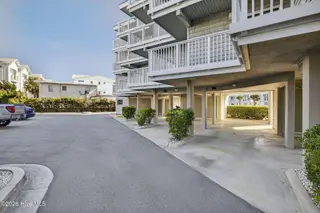 1102 N Lumina Avenue N Apt B3, Wrightsville Beach, NC 28480 – photo 2: 1102NLuminaAvenueUnitB3-30
