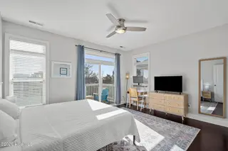 1612 Searay Lane Unit 2, Carolina Beach, NC 28428 – photo 15: 26-web-or-mls-DSC06121