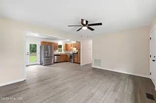 1040 Broad Creek Road, New Bern, NC 28560 – photo 13: 12-web-or-mls-0C0A7734