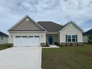 406 Montgomery Drive, Jacksonville, NC 28546 – photo 2: IMG_0693