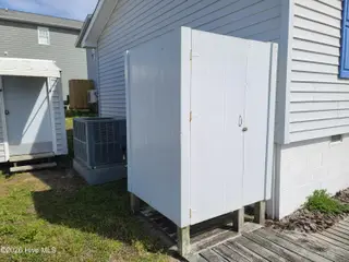 308 W Bogue Boulevard, Atlantic Beach, NC 28512 – photo 9: 20260409_153558