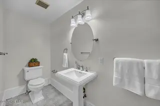 1829 Wrightsville Avenue, Wilmington, NC 28403 – photo 18: Primary Bathroom