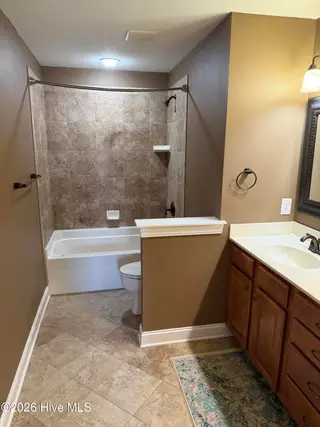 2309 Berwick Court B, Greenville, NC 27834 – photo 8: IMG_0064