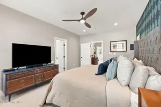 3904 Harkers Way, New Bern, NC 28562 — 2-bedroom townhome in Carolina Colours, New Bern, NC, photo 14 of 35: 26-web-or-mls-DSC_0135_edit