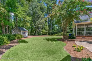 5010 Country Club Drive N, Wilson, NC 27896 – photo 7: 41-web-or-mls-5010-country-club-dr-n-wil