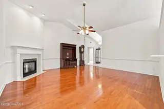 3408 Honeysuckle Drive, Winterville, NC 28590 – photo 7: 29-web-or-mls-IMG_0017