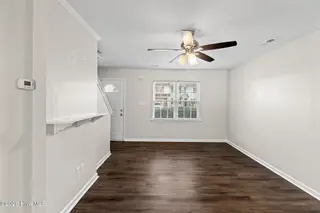 7002 Banister Loop, Jacksonville, NC 28546 — 2-bedroom townhome in The Gables, Jacksonville, NC, photo 7 of 24