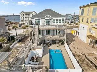 728 New River Inlet Road, North Topsail Beach, NC 28460 – photo 8: 25-web-or-mls-24-print-23-print-23_1