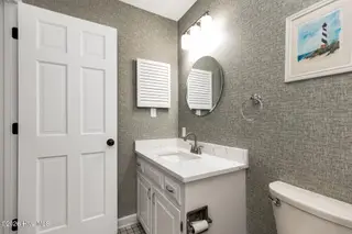 135 Devonshire Avenue W, West End, NC 27376 – photo 18: xbath1