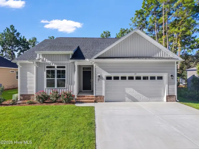 27 N High Point Road, Southport, NC 28461