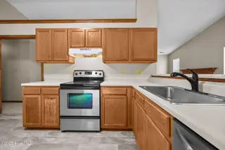 104 Wigeon Road, Jacksonville, NC 28540 — 3-bedroom home in Mallard Creek, Jacksonville, NC, photo 6 of 41: 6-web-or-mls-104 Wigeon Rd. 18