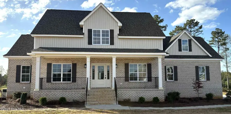 7476 Sweetwater Drive, Nashville, NC 27856 – photo 1 of 13: 10-3-25