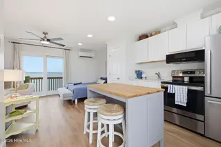 2306 Emerald Drive 11, Emerald Isle, NC 28594 – photo 13: 19-web-or-mls-1S3A9118