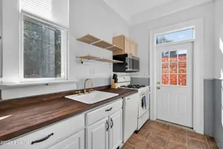 419 S Front Street, Wilmington, NC 28401 — 4-bedroom home in Historic District, Wilmington, NC, photo 16 of 67: 419SFrontStreet-23