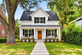 2303 Chestnut Street, Wilmington, NC 28405 — 3-bedroom home in Chestnut Heights, Wilmington, NC, photo 1 of 53: 2303 Chestnut front porch