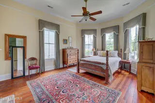 214 Nun Street, Wilmington, NC 28401 – photo 22: Primary Bedroom