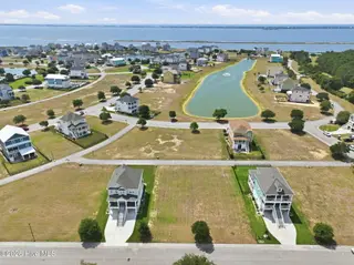 211 210 Colleton Square, Newport, NC 28570 – photo 5: 6-web-or-mls-211 Colleton Square 002