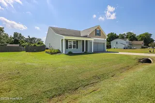 129 Backfield Place, Jacksonville, NC 28540 – photo 2