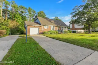 1409 Clifton Road, Jacksonville, NC 28540 – photo 2: IMG_1312
