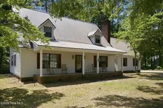 934 Falcon Circle, Greenville, NC 27834 — 3-bedroom home in Northwoods, Greenville, NC, photo 7 of 53: 45-web-or-mls-img_5630