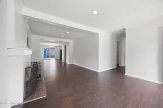 907 Woodruff Avenue, Elizabeth City, NC 27909 – photo 7: LR/Dining