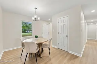 23526 Nc 33 E, Aurora, NC 27806 – photo 8: Dining