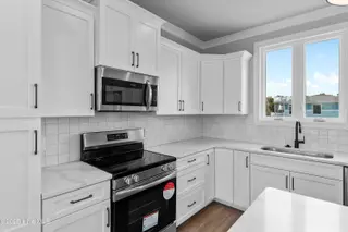 4019 E Pelican Drive, Oak Island, NC 28465 – photo 21: 4019EPelicanDr - 31