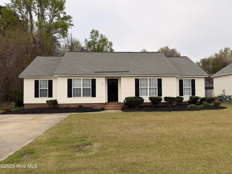 367 Branchwood Drive, Winterville, NC 28590 — 3-bedroom home in Preston Trails, Winterville, NC, photo 1 of 55: Front