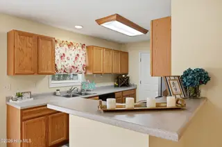 326 Knollwood Drive, Hampstead, NC 28443 – photo 13: 13_326_knollwood_dr_013