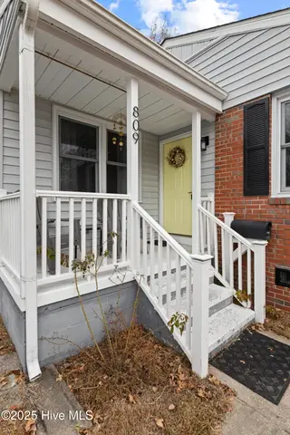 809 Barn Street, Jacksonville, NC 28540 – photo 4: 425A8726