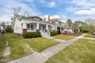 1614 Spencer Avenue, New Bern, NC 28560 – photo 5: 3-web-or-mls-0C0A7116