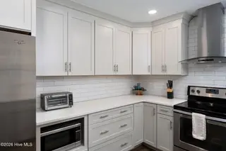 8 N 23rd Street, Wilmington, NC 28405 — 3-bedroom home, Wilmington, NC, photo 13 of 34: kitchen-01c