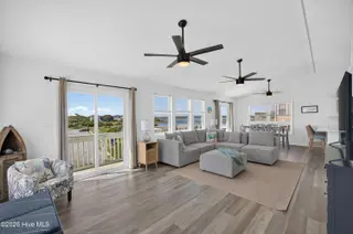 111 Summer Place Drive, North Topsail Beach, NC 28460 — 3-bedroom home, North Topsail Beach, NC, photo 24 of 58: 111SummerPlaceDrive-12