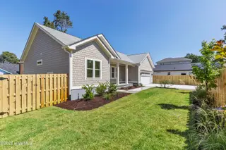 310 Lewis Drive, Carolina Beach, NC 28428 – photo 5: IMG_4715