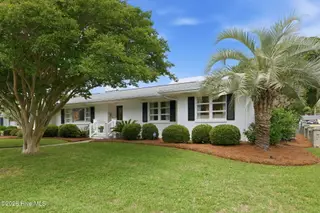 2112 Evans Street, Morehead City, NC 28557 – photo 14: 15-web-or-mls-1S3A7650