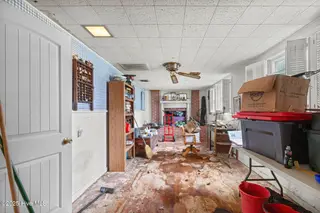 712 Page Drive, Jacksonville, NC 28540 — 4-bedroom home in Northwoods, Jacksonville, NC, photo 15 of 18: Family Room